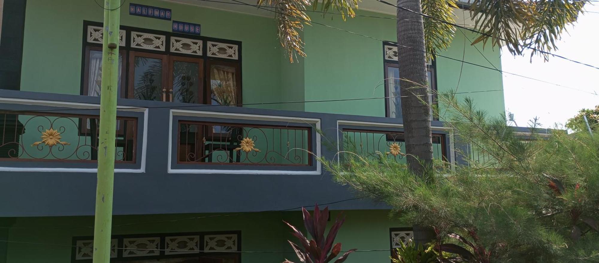 New Kami Homestay Banyuwangi  Buitenkant foto